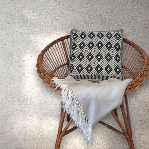 Dumbara Cushion Cover - patterned